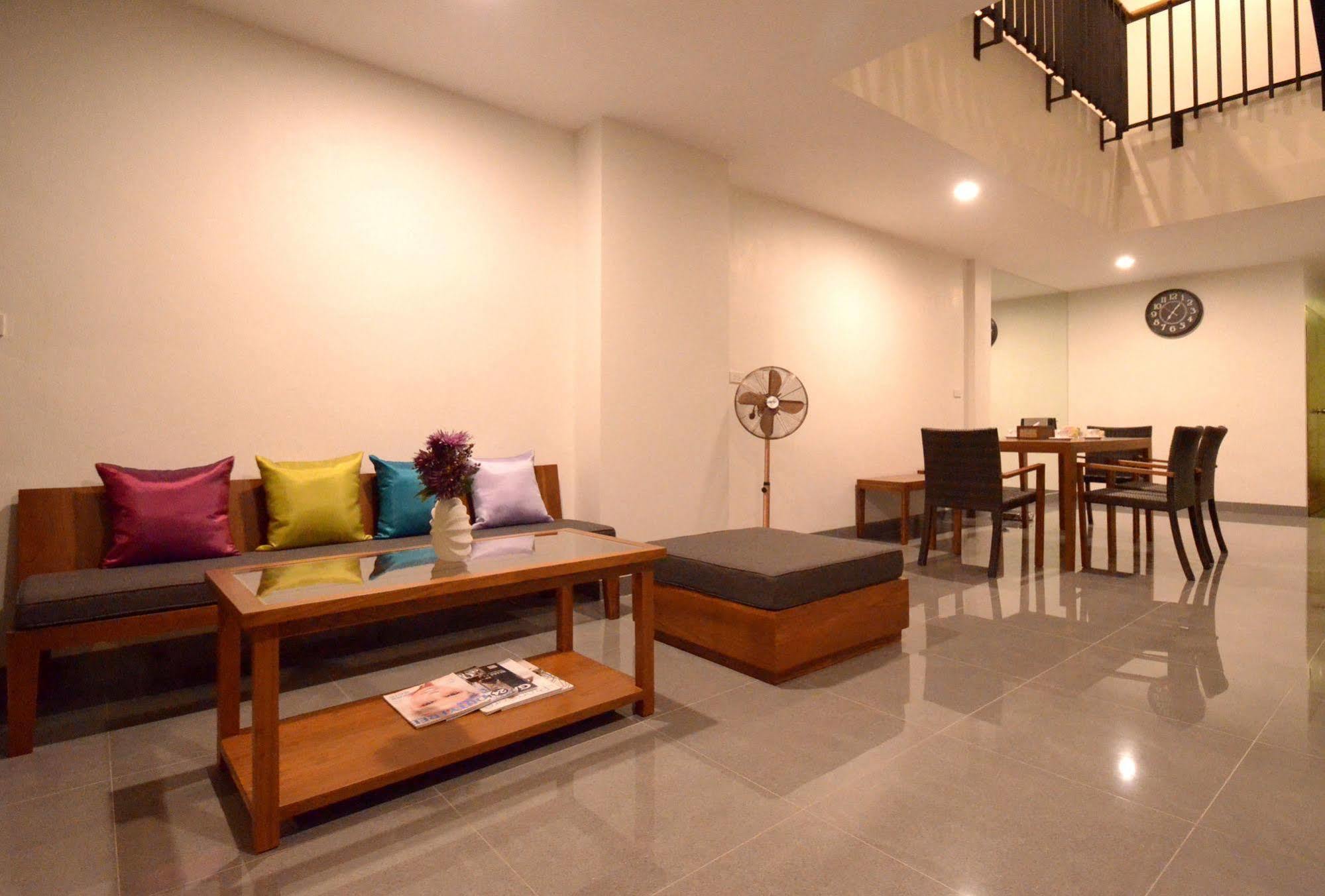 The Sila Boutique Bed & Breakfast Chiang Mai Bagian luar foto